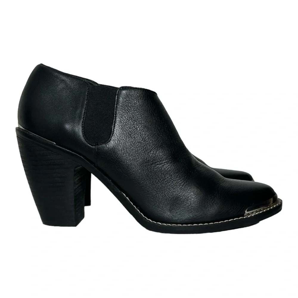 DOLCE VITA CARLIN BLACK LEATHER METAL TOE WESTERN CHELSEA ANKLE BOOTS SIZE 10